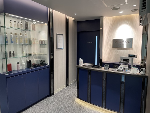 「ビューステージ 美髪エステ 新宿」（写真:アデランス）