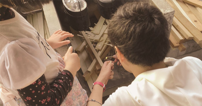 娘と面会し、メスティンでご飯を炊いた際の1枚です（写真:ひでまる）