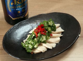 「冷やし茹で鶏のオクラソースがけ」おいしくてヘルシー♡