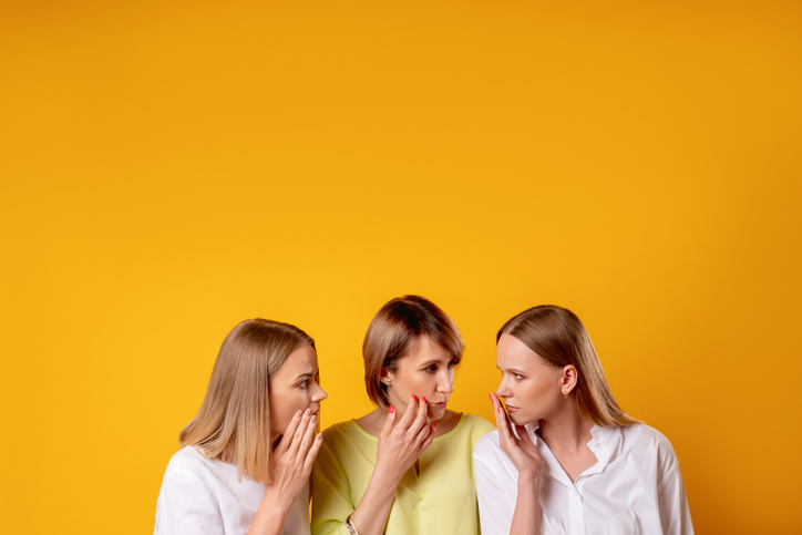 マウント女はママ友世界にもいる！（写真:iStock）