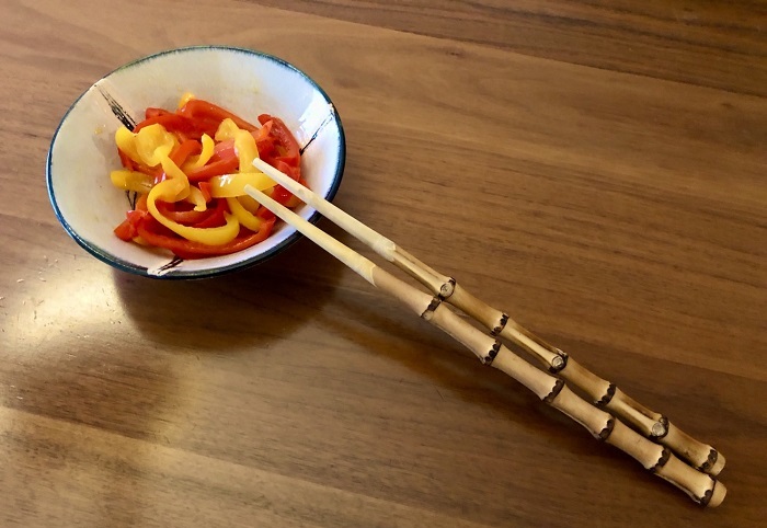 パプリカのマリネと一緒に（Ｃ）コクハク