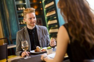 「ヤリモク男」を見分ける5つの方法 狙われる女性の特徴は?