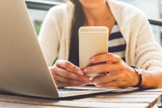 人間関係の構築から始めよう（写真:iStock）