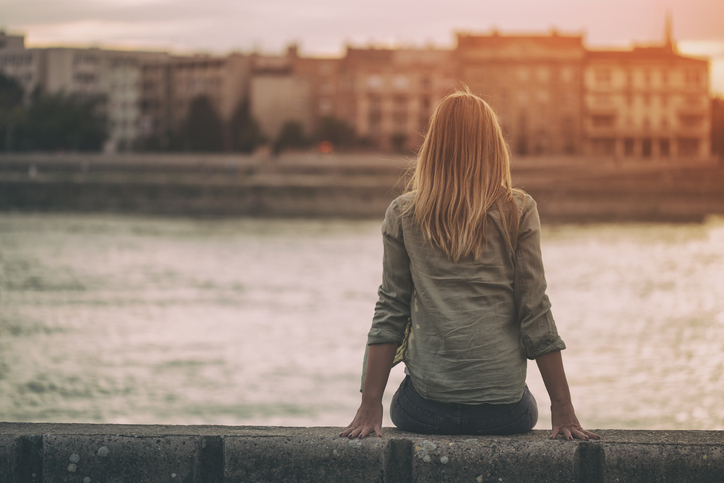 これ以上の関係を望むんでいいのかわからない（写真:iStock）