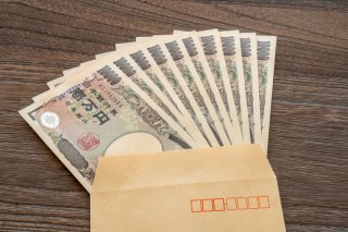 まさかの10万円提示にア然…（写真:iStock）
