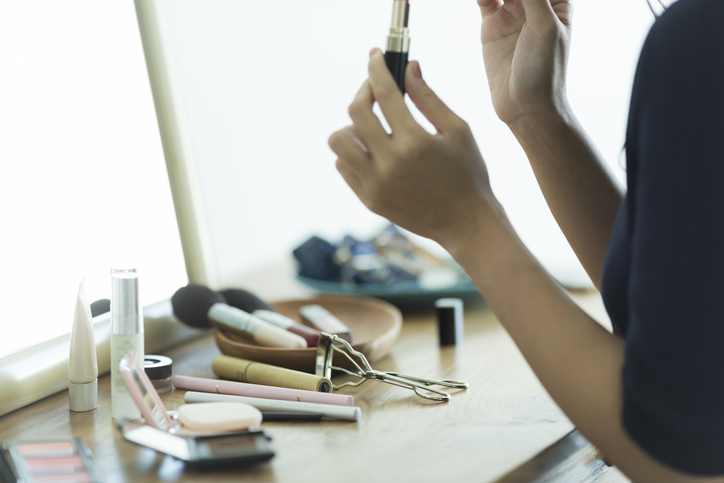 メイクをしない人にも理由がある（写真:iStock）