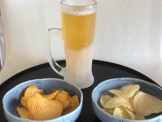 ビールを飲まずにはいられませんでした（Ｃ）コクハク