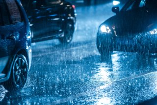 ひどい雨の夜に…（写真:iStock）