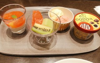 ※GODIVAアイスの提供はディナーのみ（Ｃ）コクハク