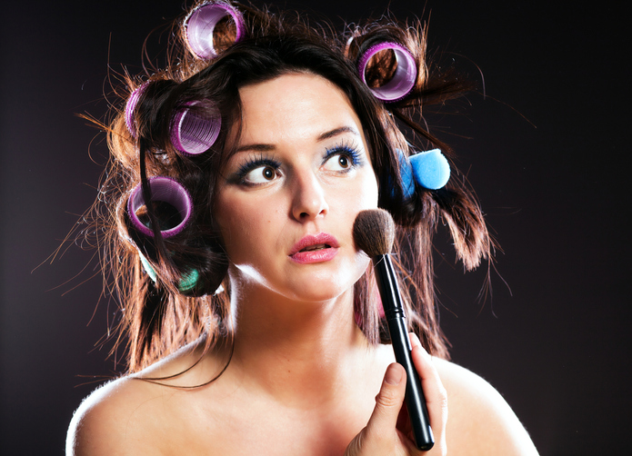 そのメイク、若い子はドン引きですよ（写真:iStock）