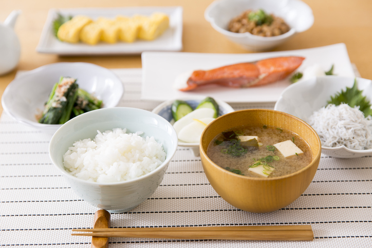 上げ前据え膳だって…（写真:iStock）