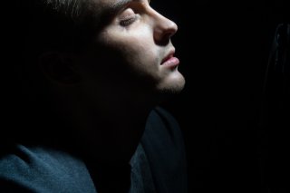 まさかCA姿のE子に…（写真:iStock）