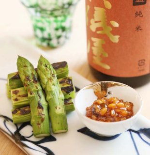 噛めばジューシー! 失敗しない「焼きアスパラガス」のコツ