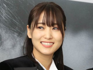 櫻坂46菅井友香卒業 欅坂46改名を経た過酷なキャプテン<前>