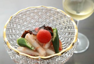 「へしこあぶり梅干しの大根サラダ」白ワインと一緒にどうぞ