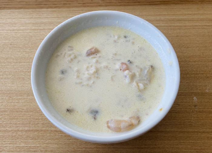 ごはんがソースを吸っていい感じに（C）コクハク