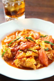 中華の定番!「トマトの卵炒め」はケチャップと火加減でプロ級の一皿に