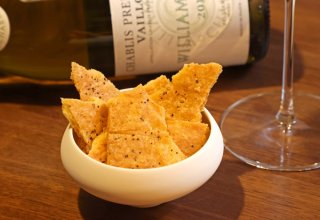 「パルミジャーノサブレ」おなじみの粉チーズが簡単おしゃれに変身!