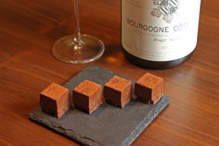 クリスマスイブにぴったり！ ラム酒を利かせた「生チョコ」