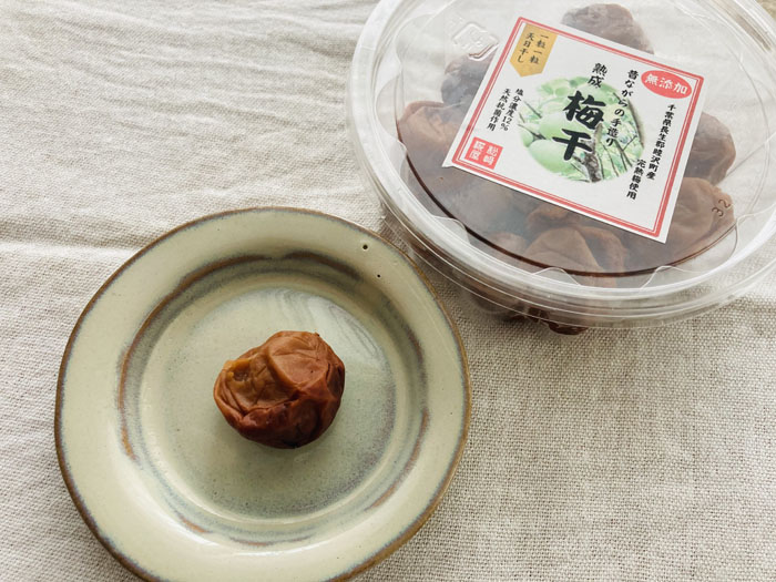 道の駅やアンテナショップに行くたびに梅干しを物色（C）コクハク