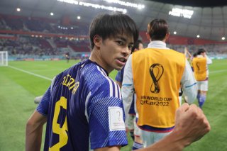 W杯も活躍！サッカー選手はどこで出会って恋愛→結婚する？