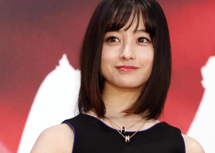 若者人気を見込んで紅組司会抜擢となった橋本環奈／（C）日刊ゲンダイ