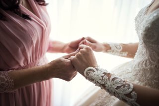 【2022年アツかった記事】「処女妻」初夜の儀式 夫公認でセレブ義父母の性奴隷に