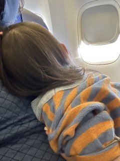 「やっと寝た」と思ったら…（C）コクハク