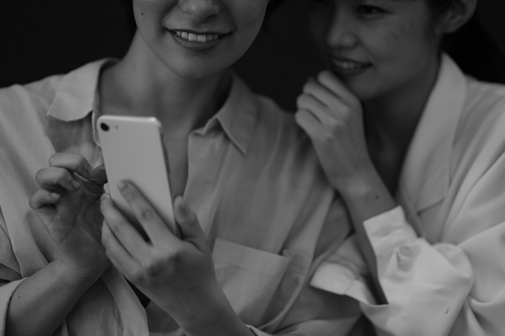 知り合いにバレるのはちょっと…（写真:iStock）