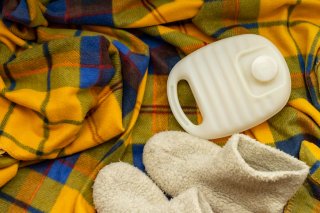 湯たんぽって懐かしい！（写真:iStock）