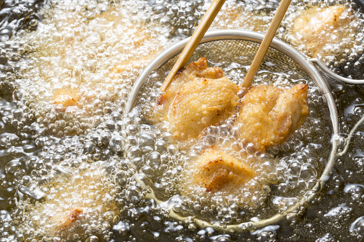 フライングして、一杯、引っかけてもいいですか？（写真:iStock）