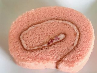 重すぎないクリームが美味でした（C）コクハク