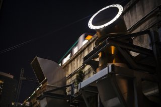 昼と夜で違う顔 ガード下で見つけた芸術作品 2023.3.3（金）