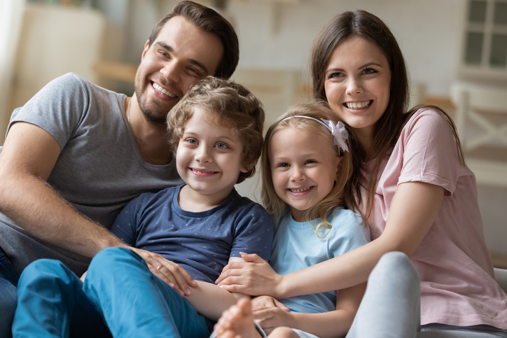 シンママ・シンパパ限定のアプリがあってもいい（写真:iStock）