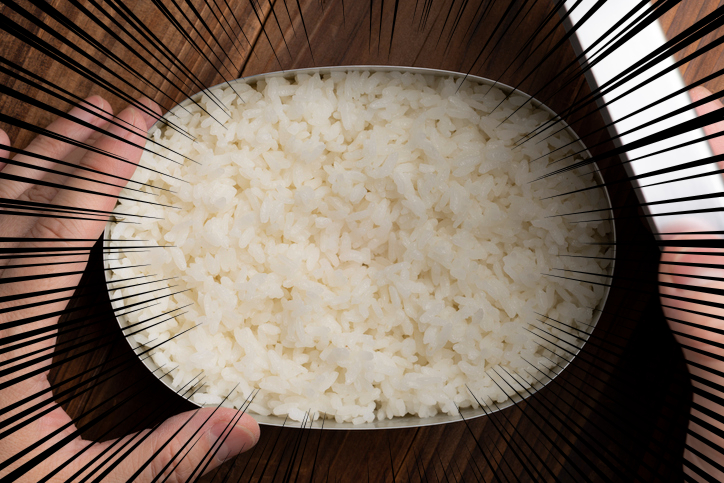 無言の圧 （C）コクハク