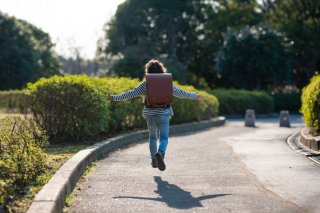 笑って流せないお値段だけに…（写真:iStock）