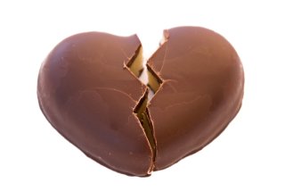 バレンタインで夫の不倫バレ！ウイスキーボンボンの中に「泊り行こうね」