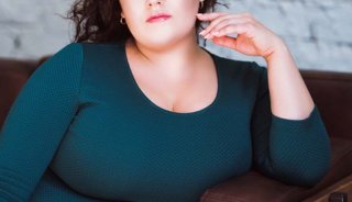 爆乳アラフォーがハマった同窓会不倫…1回4万円のお手当も