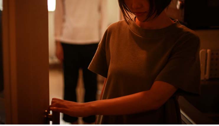 すぐに出ていけばいいのに（写真:iStock）