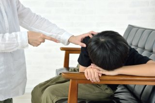 ひとりで育てられるとは思えない（写真:iStock）