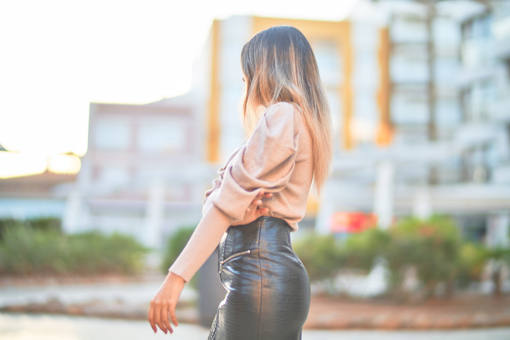 みんなが持ってるなら、私も…（写真:iStock）