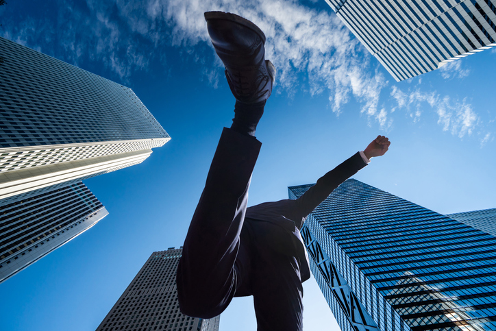 はりきって社会人デビュー！（写真:iStock）