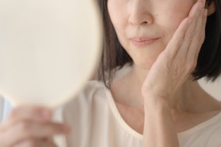 40代は迷わずやっとこ！今から始める「顔の角質ケア」で目指せ透明肌♡