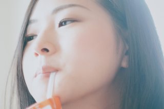 誰にも言えない癖8選 鼻をかんだティッシュをつい見ちゃう!