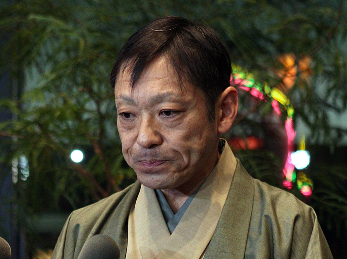 いろいろ難しい（C）日刊ゲンダイ