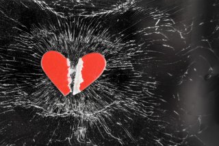 マッチングアプリやめていい？ 恋活に自信をなくす5つの瞬間