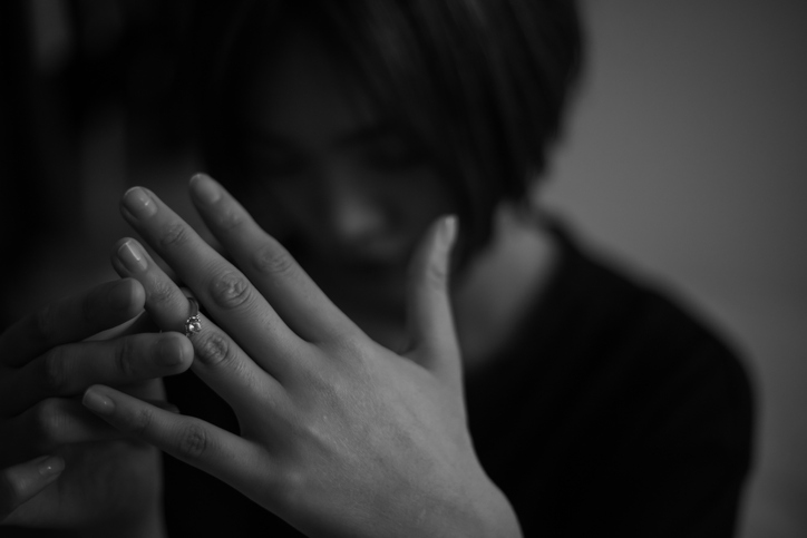 離婚したほうがいいって…（写真:iStock）