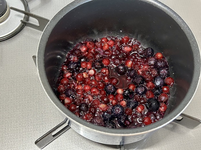 まずはひと煮立ち （C）コクハク