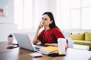 改めてリスキリングって何？ 話題の理由＆40代女性におすすめ分野