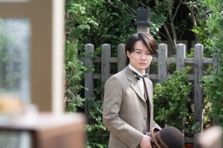 “天然夫”万太郎のピンチを救おうとする“デキた妻”寿恵子!